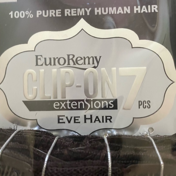 Clip on hair extensions main image 5